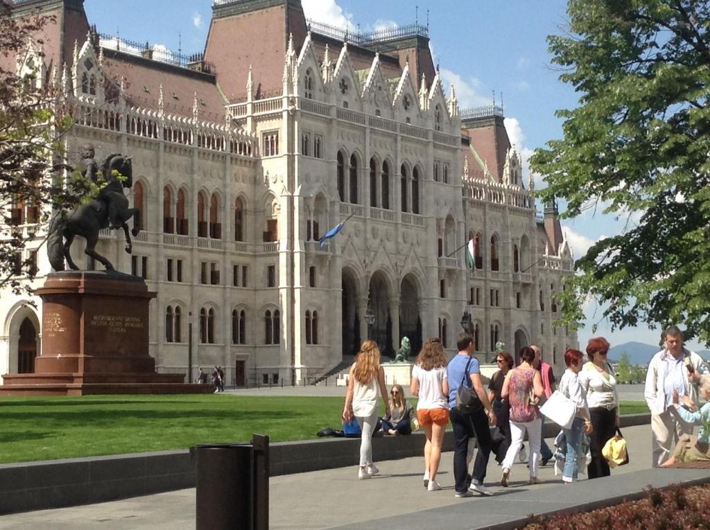 Jazzy Vibes Parliament Rooms And Ensuites Βουδαπέστη Εξωτερικό φωτογραφία